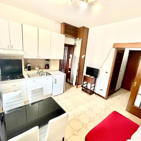 Appartamento Marghera Indipendente Milano Exteriör bild